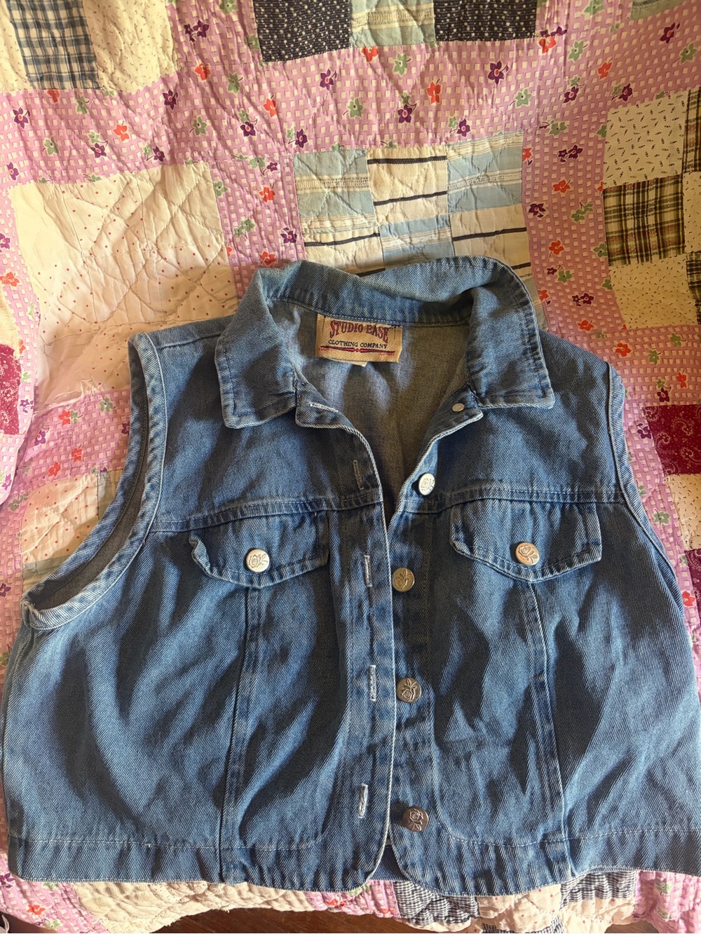 Studio Ease vintage Women's Sleeveless Denim Vest - Blue
